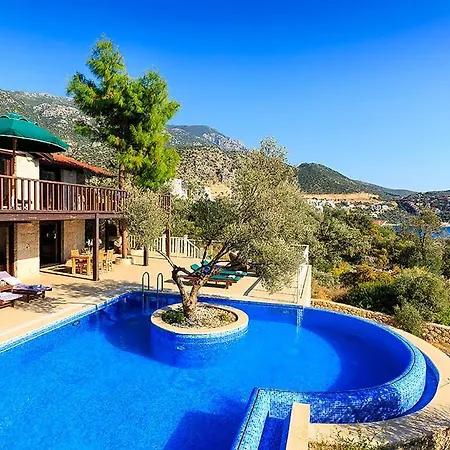 Sleeps 6 Pool Air Con Wifi *